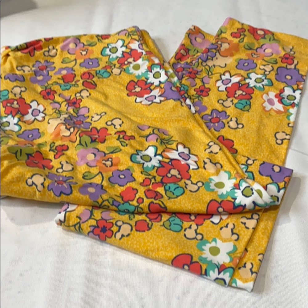 LULAROE TC 141 YELLOW MULTICOLOR PRINT LEGGINGS